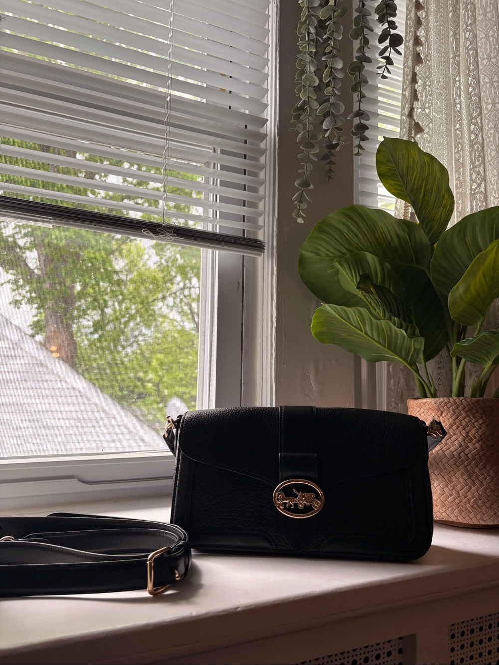 Coach Georgiana in Black Pebble Leather & Gold Hardware - Picture 2 of 9